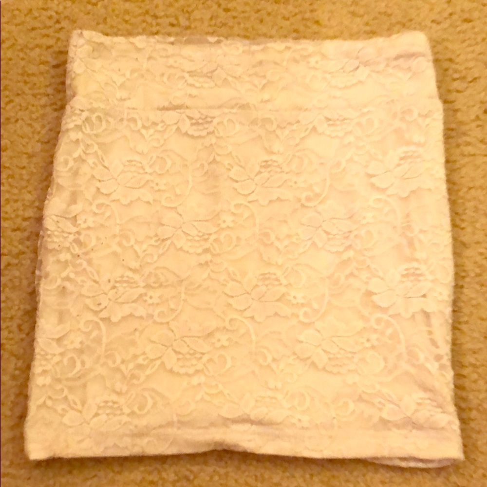 Lace mini skirt